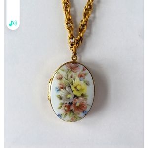 vintage locket